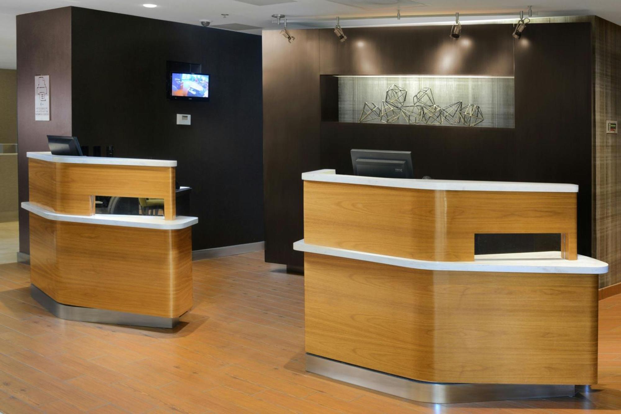 达拉斯普莱诺大道普雷斯顿路万怡酒店 外观 照片